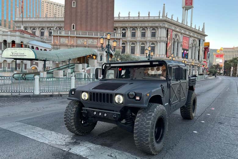 Hit the streets of Vegas in style!