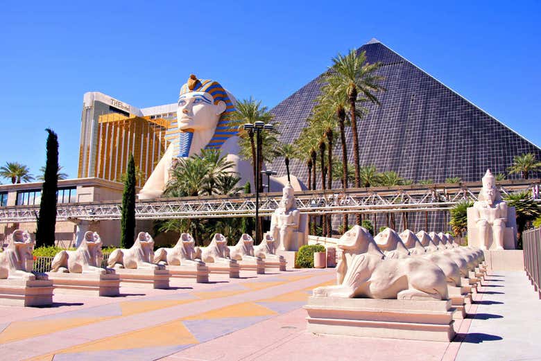 Luxor Hotel