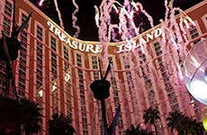 Las Vegas Travel Guide